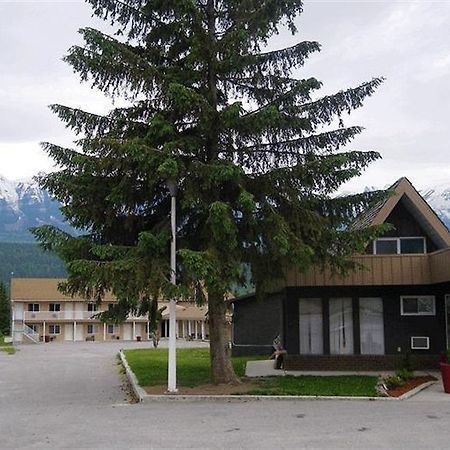 גולדן Selkirk Inn מראה חיצוני תמונה