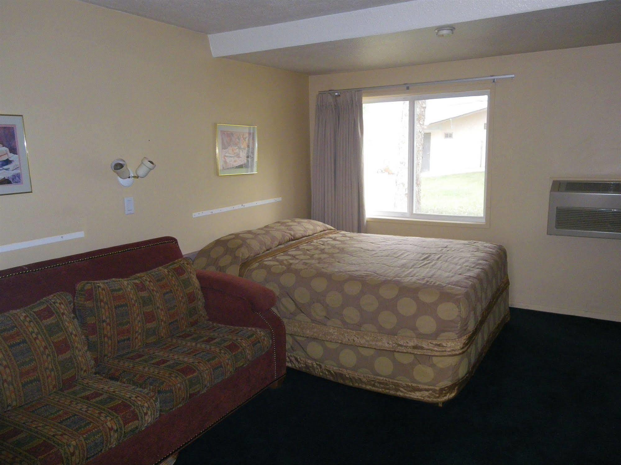 גולדן Selkirk Inn מראה חיצוני תמונה